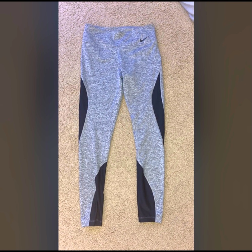 Gray Nike leggings